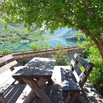 Visit Dreznica - Canyon Retreat Alojamento de Turismo Selvagem Mostar