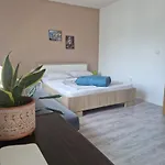 Visit Dreznica - Canyon Retreat Alojamento de Turismo Selvagem