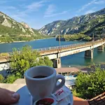 Hytte Visit Dreznica