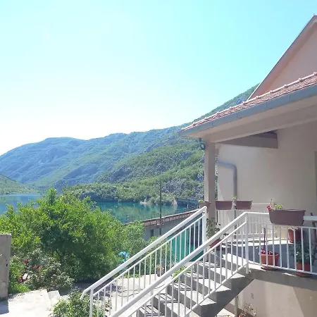 Visit Dreznica Lodge