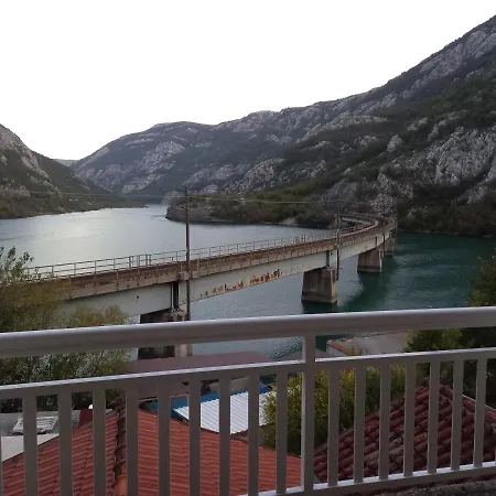 Domek letniskowy Visit Dreznica - Canyon Retreat