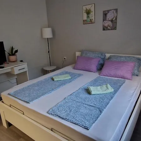 Visit Dreznica - Canyon Retreat Lodge Μόσταρ