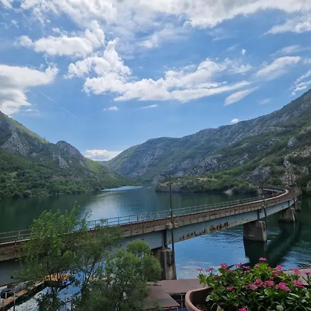 Domek letniskowy Visit Dreznica - Canyon Retreat Mostar